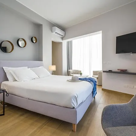 Palace 4*