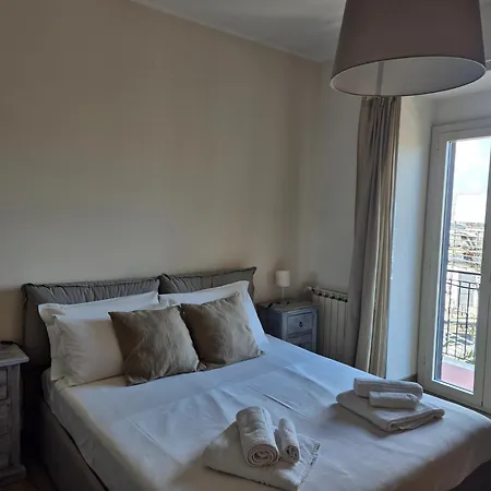 Palace 4*
